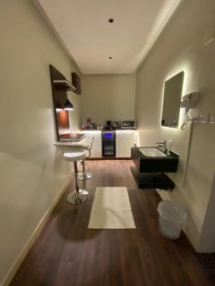 Luxury studio with self check-in - Tabuk - 8