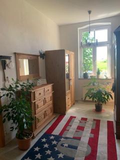 Große Ferienwohnung in einer Villa im Grünen - Neustadt am Kulm - 7