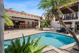 Spacious Villa near Beaches w Pool Sunset Deck - Palm-Eagle Beach - 9