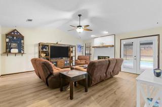 Sunnyside Retreat, Private pool, Bluewater Bay, Sleeps 11, Fenced Yard - 7