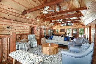 Grace Woods Retreat with Indoor Pool Sleeps 22 - 1