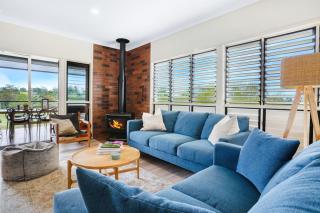 Oleander Escape Lake Front Retreat - Yungaburra - 2