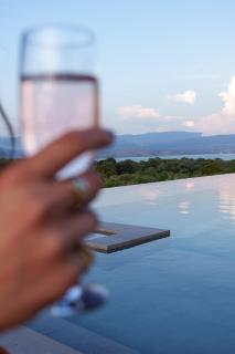 Queen Bee Luxury Villa- Sparto - 5