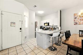 Near Disney Balcony and Grill Resort Amenities Community Pool - 4