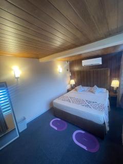 Airport waterfront chalet - Katunayaka - 9