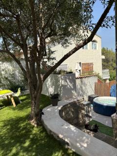 Villa familiale 160m2 à Toulon - vue sur le mont Faron - 2