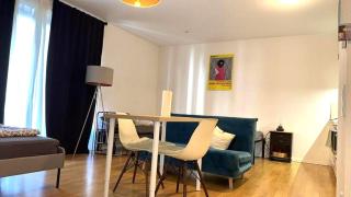 Charming 1-Bedroom Apartment with Natural Light and Balcony - Kelkheim - 6