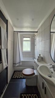 Charming Bright 2-Bed Heritage Flat, Battersea Park, London - Londra - 1