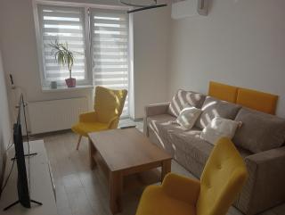 Cosy place with air conditioning, close to the Saturn Thermal Pools and the airport - Czeladź - 0