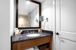 KBM Resorts Spacious Ocean View 4-Bedroom Honua Kai Collection Multi Unit Listing Same Floor 2 Free Rental Cars HKK-22025 - 4