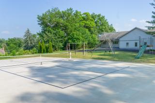 Lake Mary View: Pickleball Paradise Penthouse Unit - 8