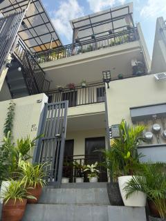 A Suburban Haven, top floor unit with Balcony- at Camarin Caloocan City!! - 4