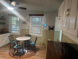 Spacious 3BR Northside Stay Master 2 Full Baths - Pittsburgh - 5