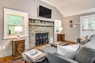 Hot Tub and Deck Cabin Hideaway in Brown County - - 6