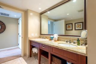 KBM Resorts Spacious 4-Bedroom Honua Kai Collection Multi Unit Listing Same Floor Ocean Views 2 Free Rental Cars HKK-22529 - 3
