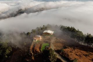 1 br Stay Enclosing the Mountains Nivriti Cottage by RoamHome - Bhikia Sain - 8