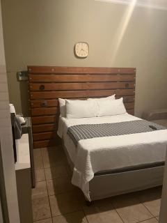 Peaamb GuestHouse - Springs Golf Club - Springs - 5