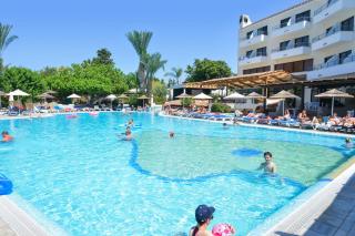 Paphos Gardens Holiday Resort - Paphos - 9