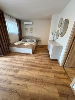 AZUR Panorama Apartman Alsóörs - 1