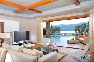 Grand Resort Lagonissi - 2