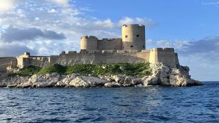 Cozy studio on Frioul Island and terrace Beaches and port just two mn away - 8