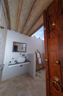 Thousand Nights Camp - Shāhiq - 4