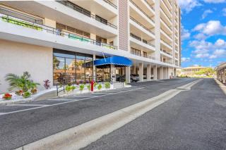 Johnnys Island Palm - Walk to Siesta Key Beach, Marina, Dining & Pool - 1