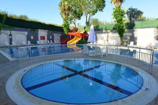 Q Ella Beach Hotel - 1