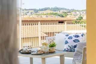 Italian Experience-Sopraloreto Apartment - 8