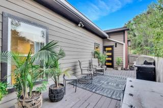 Walkable East Austin Oasis with Jacuzzi - Austin - 2