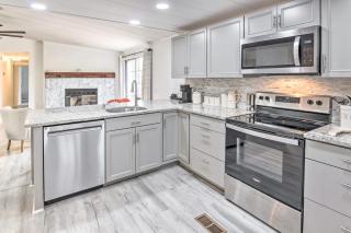 Cozy Asheville Cottage with Grill and Fire Pit! - Asheville - 2