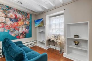 Modern Loft In Center City - 6