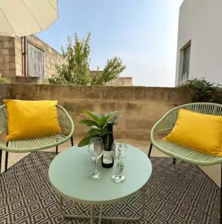 Stylish accommodation in Sliema Exiles - 8