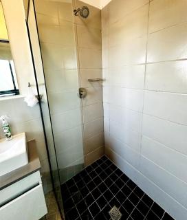 Modern Gem Near Mall of Africa! - Kyalami - 3