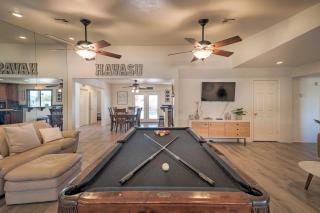 Putting Green and Pool Table Lake Havasu City Gem! - 4