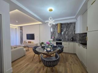 Apartament Kwiatowy DeLux - Sanok - 0