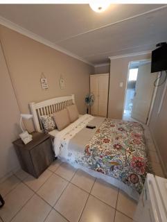 Courtlyguesthouse - Witbank - 8