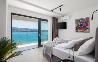 Beautiful Home In Zaboric With Sauna - 4