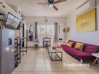 Sea View Terrace 1BR Apartment 1 Block to Malecón - 6
