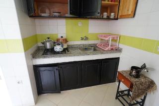 136 Louer un appartement à Martil Ground floor, 3 bedrooms, 2 balconies, living room - Martil - 3