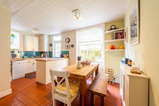 West London Gem Chic 1BD Patio Flat Retreat - London - 7