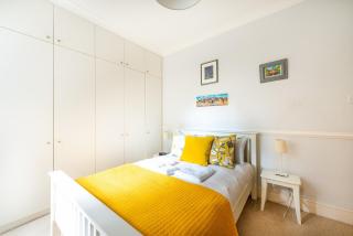 West London Gem Chic 1BD Patio Flat Retreat - London - 8