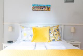 West London Gem Chic 1BD Patio Flat Retreat - London - 3