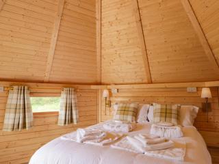 Little Luxe Lodges 1 - Coillemore - 4