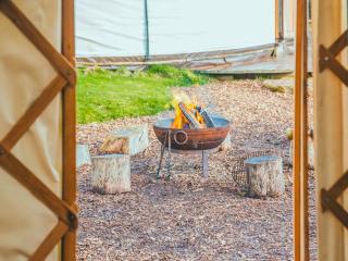 Skylark Yurt - Ukc6946 - Beaminster - 2