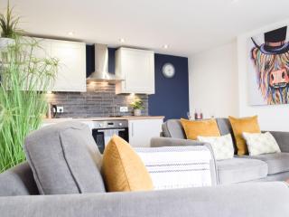 Ravens Walk Apartment - Oystermouth - 8