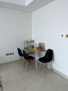 Cozy Room in a shared Apartment - Abu Dhabi - 3