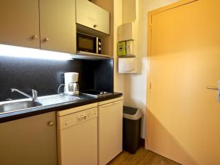 Studio cabine au pied des pistes avec piscine - FR-1-549-7 - Chamrousse - 3