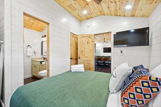 The Lodges at Eden Reserve - Cabin Loop - Near Ark - Williamstown - 5