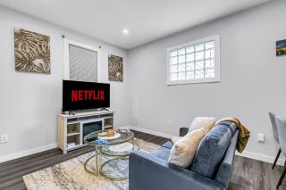 Chic Getaway | 1BR Suite w/ Parking & AC - 0